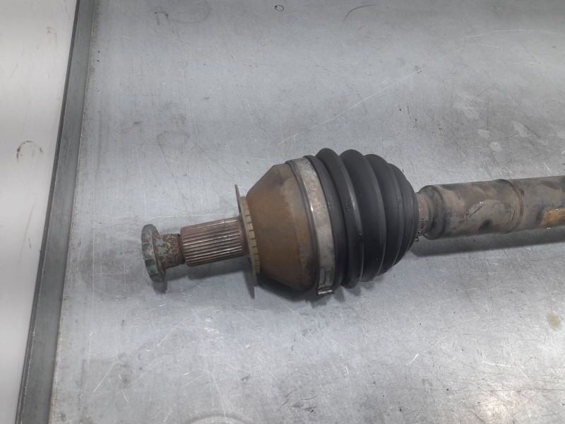 Recambio de transmision delantera derecha para audi a1 (8x) attraction referencia OEM IAM 6R0407762A  