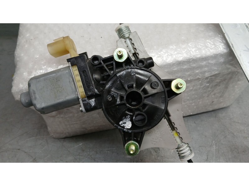 Recambio de elevalunas trasero derecho para kia stonic (yb) 1.0 t-gdi eco-dynamics+ referencia OEM IAM 83402H8100 ELECTRICO 2 PI