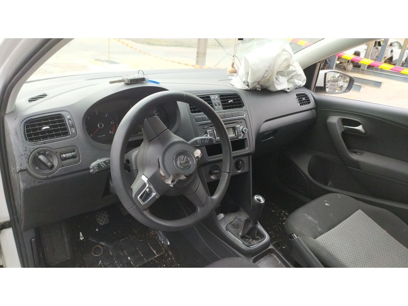 volkswagen polo v (6r1, 6c1) del año 2011