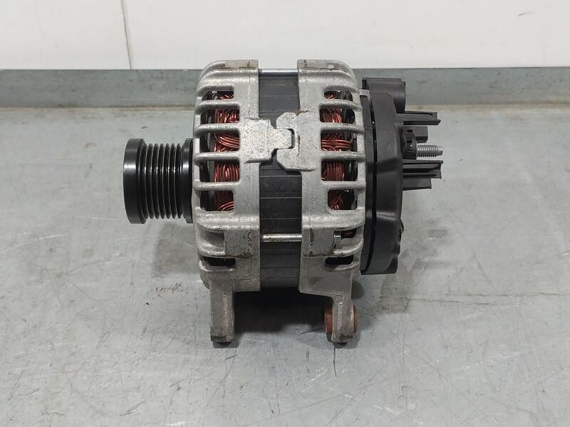 Recambio de alternador para dacia duster ii prestige referencia OEM IAM 231001993R NISSAN TL1201020