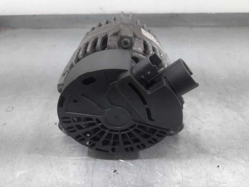Recambio de alternador para peugeot 208 style referencia OEM IAM 9806007480 MS1012101721 DENSO
