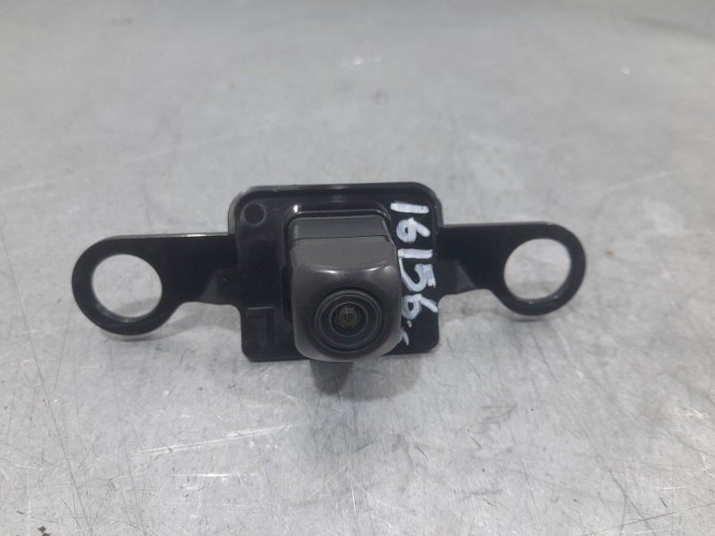 Recambio de camara vision trasera para toyota corolla (e21) hybrid active referencia OEM IAM 8679002240  