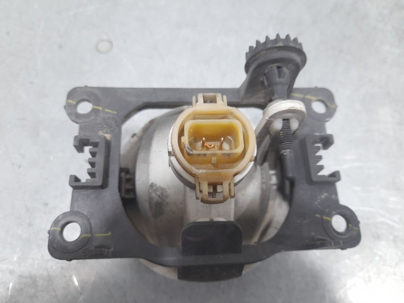 Recambio de faro antiniebla derecho para peugeot 208 style referencia OEM IAM 9675450980  