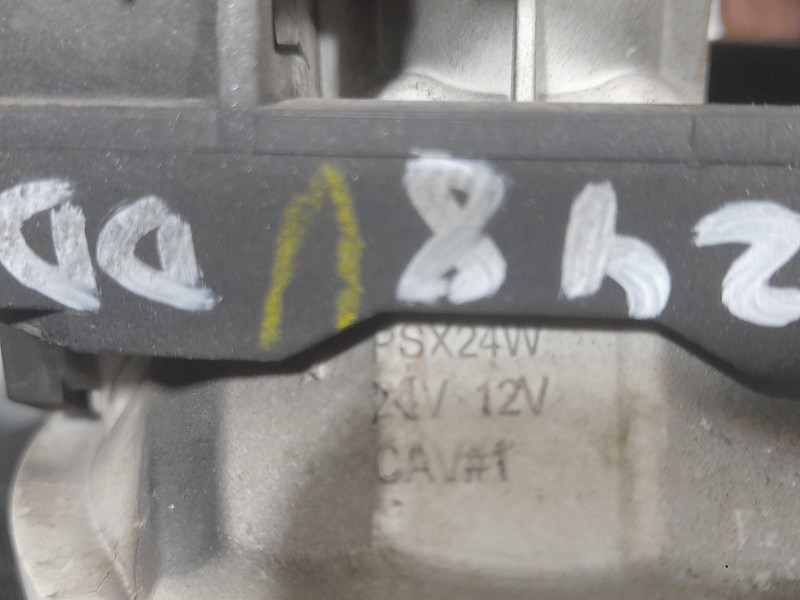 Recambio de faro antiniebla derecho para peugeot 208 style referencia OEM IAM 9675450980  