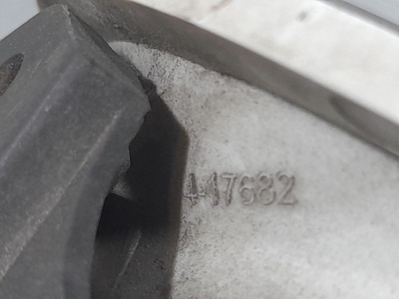 Recambio de faro antiniebla derecho para peugeot 208 style referencia OEM IAM 9675450980  