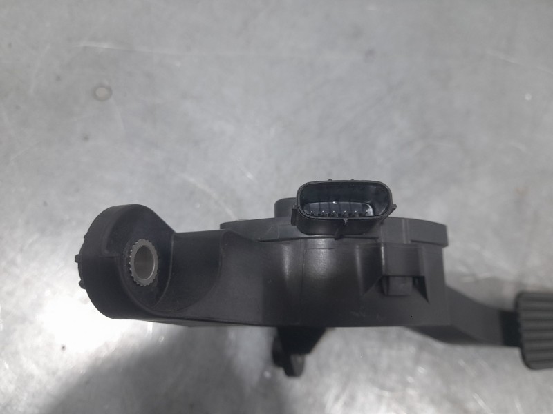 Recambio de potenciometro pedal para kia xceed drive referencia OEM IAM 32700G4200  