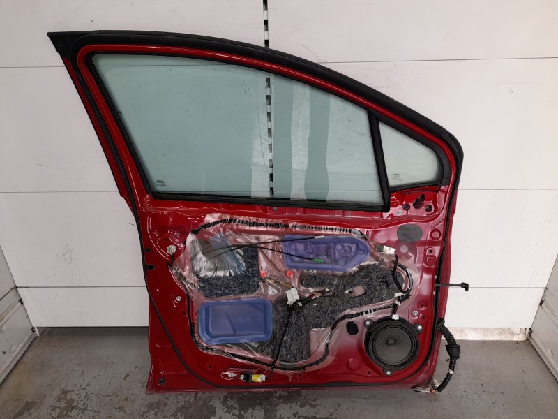 Recambio de puerta delantera izquierda para toyota yaris (_p13_) 1.0 (ksp130) referencia OEM IAM 670020D500 TOCADA 