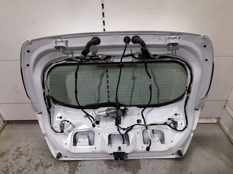 Recambio de porton trasero para ford fiesta vii (hj, hf) 1.5 tdci referencia OEM IAM 2180034  