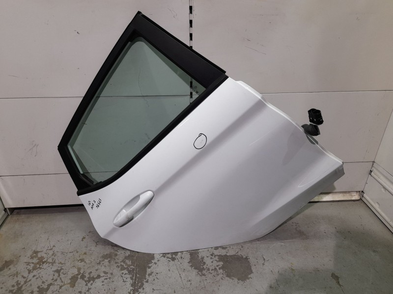 Recambio de puerta trasera derecha para ford fiesta vii (hj, hf) 1.5 tdci referencia OEM IAM 2086309 ROZADA 