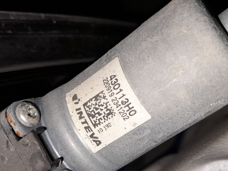 Recambio de elevalunas trasero derecho para peugeot 208 ii (ub_, up_, uw_, uj_) 1.2 puretech 100 referencia OEM IAM 9829045580  