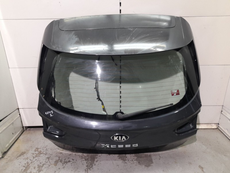 Recambio de porton trasero para kia xceed drive referencia OEM IAM 73700J7800  