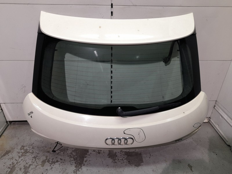 Recambio de porton trasero para audi a1 (8x) attraction referencia OEM IAM 8X3827023 TOCADO 