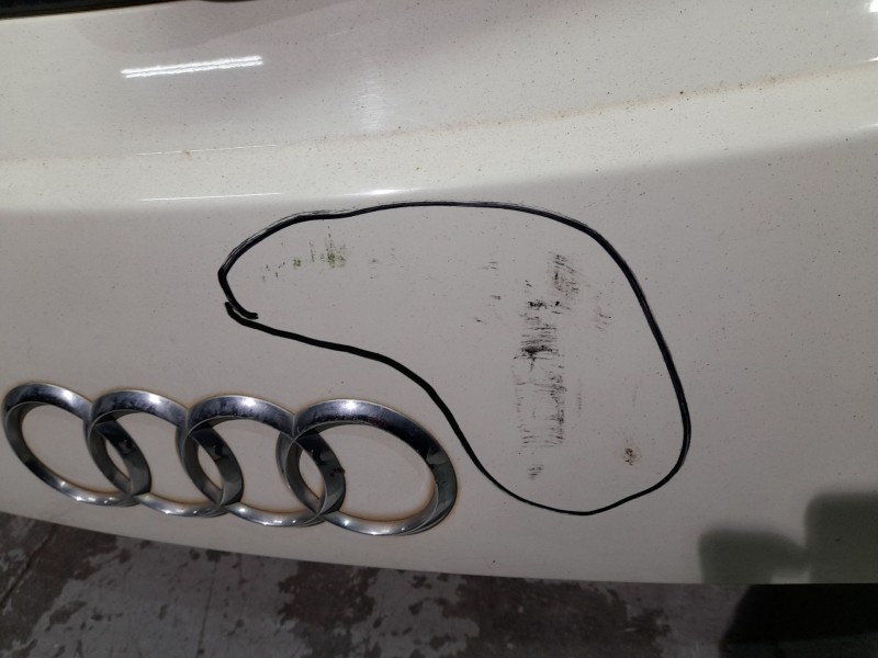 Recambio de porton trasero para audi a1 (8x) attraction referencia OEM IAM 8X3827023 TOCADO 