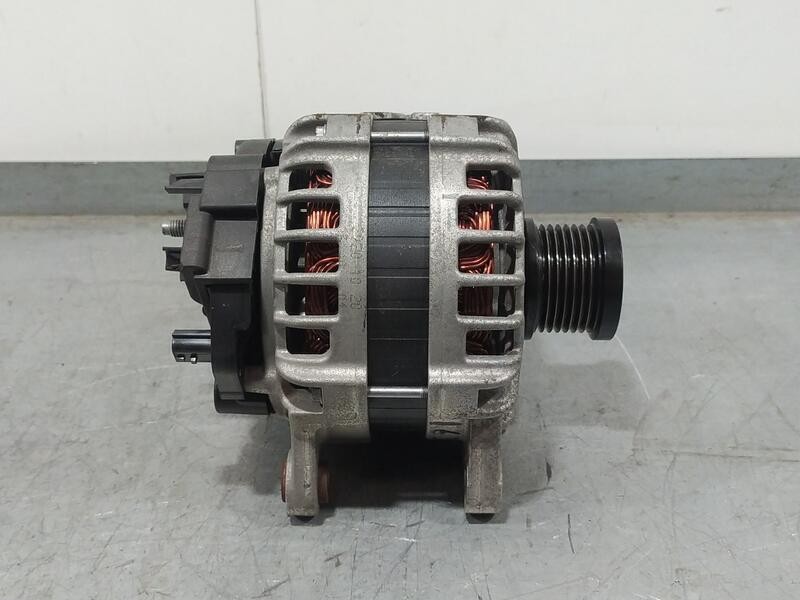 Recambio de alternador para dacia duster ii prestige referencia OEM IAM 231001993R NISSAN TL1201020