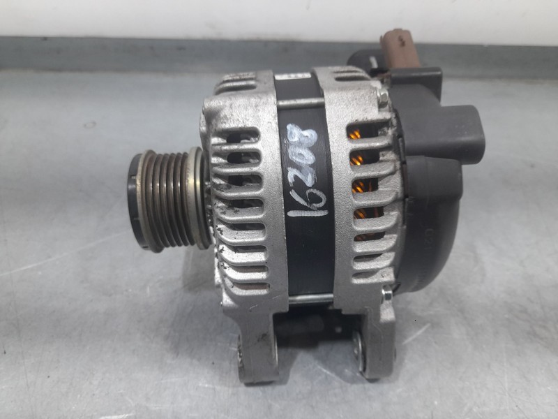 Recambio de alternador para opel mokka elegance referencia OEM IAM 9835688980  