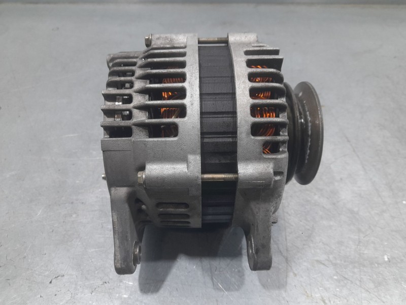 Recambio de alternador para nissan primera (p11) 2.0 td referencia OEM IAM 231002J600  