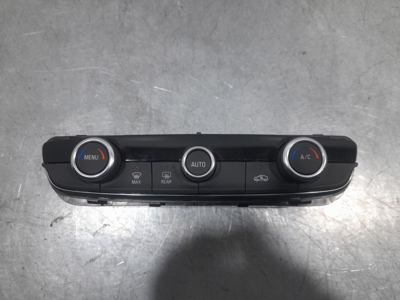 Recambio de mando climatizador para opel mokka elegance referencia OEM IAM 9831889280  