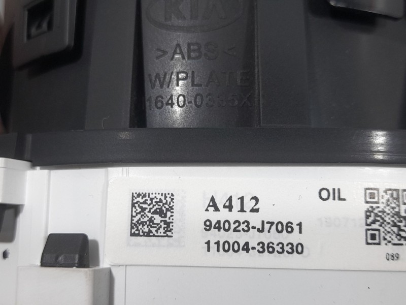 Recambio de cuadro instrumentos para kia xceed drive referencia OEM IAM 94023J7061  