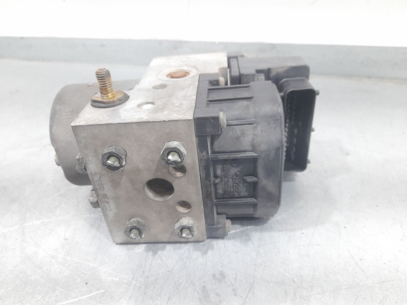 Recambio de abs para nissan primera (p11) 2.0 td referencia OEM IAM 476608F820  