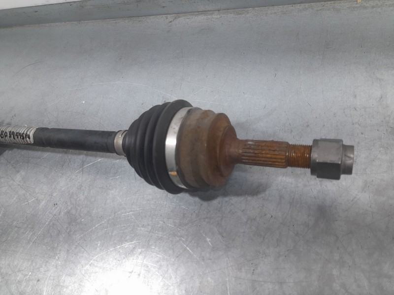 Recambio de transmision delantera izquierda para peugeot 208 style referencia OEM IAM 9803959580  