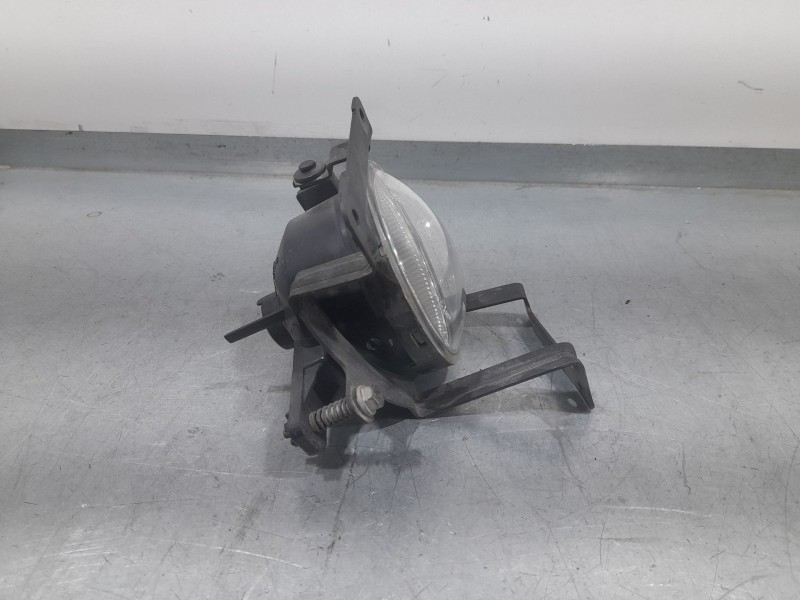 Recambio de faro antiniebla derecho para hyundai tucson (jm) 2.0 crdi referencia OEM IAM 922022E000  