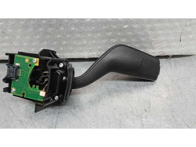 Recambio de mando intermitentes para ford fiesta vii (hj, hf) 1.5 tdci referencia OEM IAM   