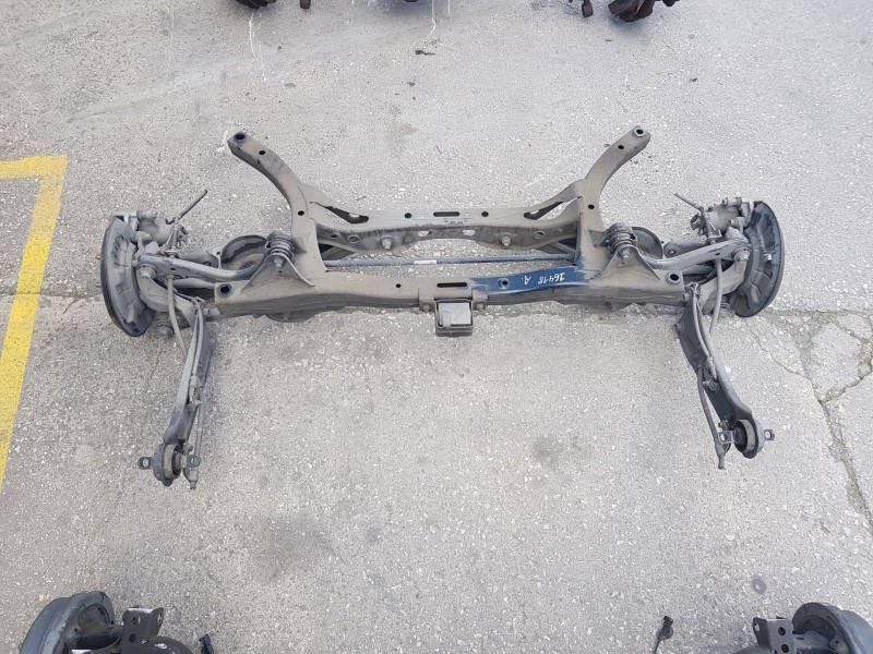 Recambio de puente trasero para kia xceed drive referencia OEM IAM 55410G4AB0  DISCO , 5 TORNILLOS , C/ ABS