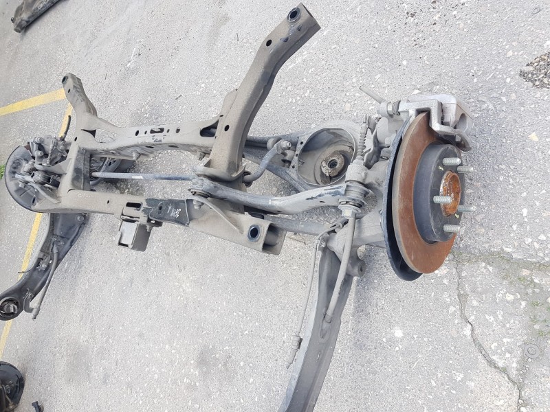 Recambio de puente trasero para kia xceed drive referencia OEM IAM 55410G4AB0  DISCO , 5 TORNILLOS , C/ ABS