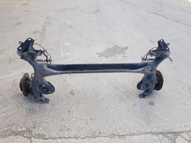 Recambio de puente trasero para renault megane iii grandtour (kz0/1) 1.5 dci (kz1m, kz1w, kz0r) referencia OEM IAM 555019103R DI