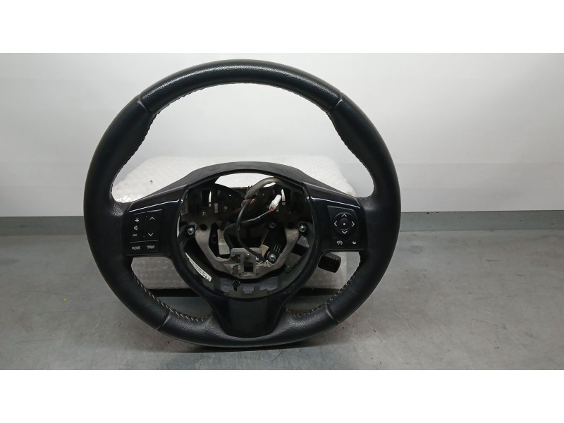 Recambio de volante para toyota yaris (_p13_) 1.0 (ksp130) referencia OEM IAM 451000D49024  