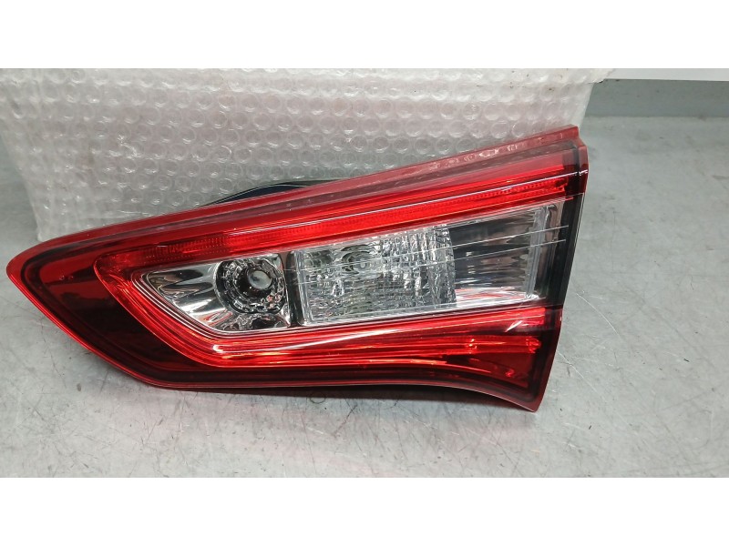 Recambio de piloto trasero derecho interior para toyota yaris (_p13_) 1.0 (ksp130) referencia OEM IAM 815800D601  