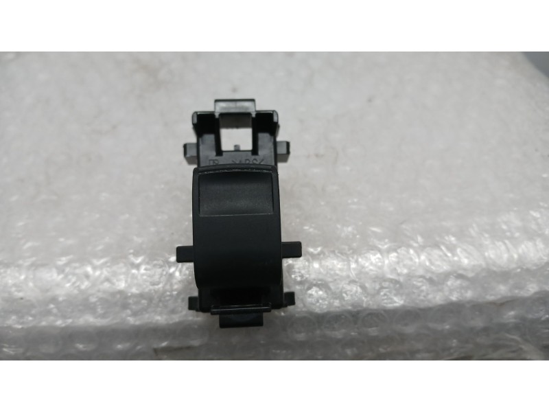 Recambio de mando elevalunas delantero derecho para toyota yaris (_p13_) 1.0 (ksp130) referencia OEM IAM 848100D030  8292G96