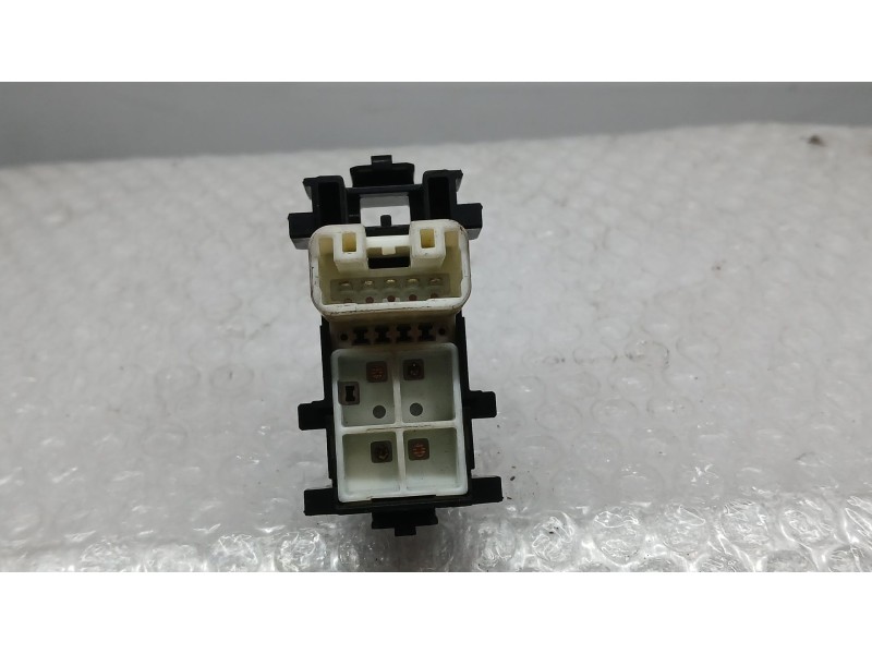 Recambio de mando elevalunas trasero derecho para toyota yaris (_p13_) 1.0 (ksp130) referencia OEM IAM 848100D030  8292G96