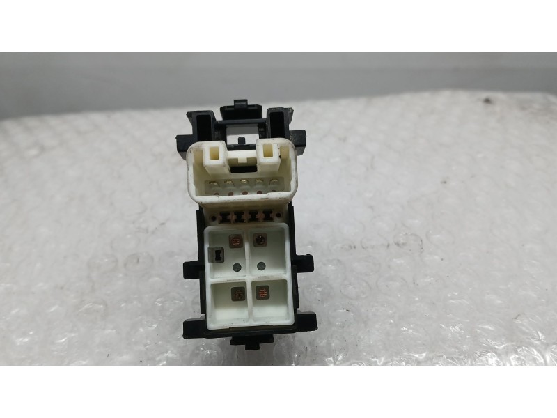 Recambio de mando elevalunas trasero izquierdo para toyota yaris (_p13_) 1.0 (ksp130) referencia OEM IAM 848100D030  8292G96