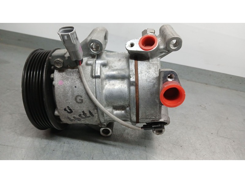 Recambio de compresor aire acondicionado para toyota yaris (_p13_) 1.0 (ksp130) referencia OEM IAM 883100D380 DENSO 5TSE10C 4472