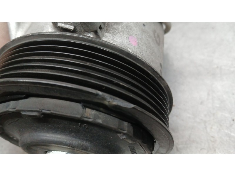 Recambio de compresor aire acondicionado para toyota yaris (_p13_) 1.0 (ksp130) referencia OEM IAM 883100D380 DENSO 5TSE10C 4472