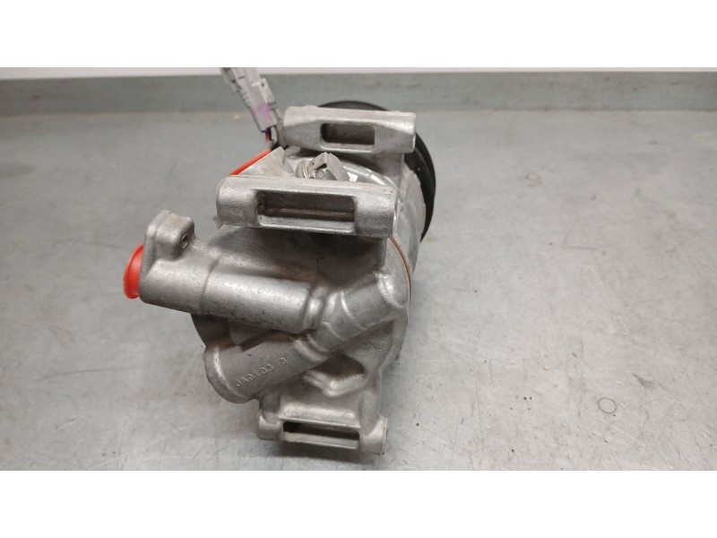 Recambio de compresor aire acondicionado para toyota yaris (_p13_) 1.0 (ksp130) referencia OEM IAM 883100D380 DENSO 5TSE10C 4472
