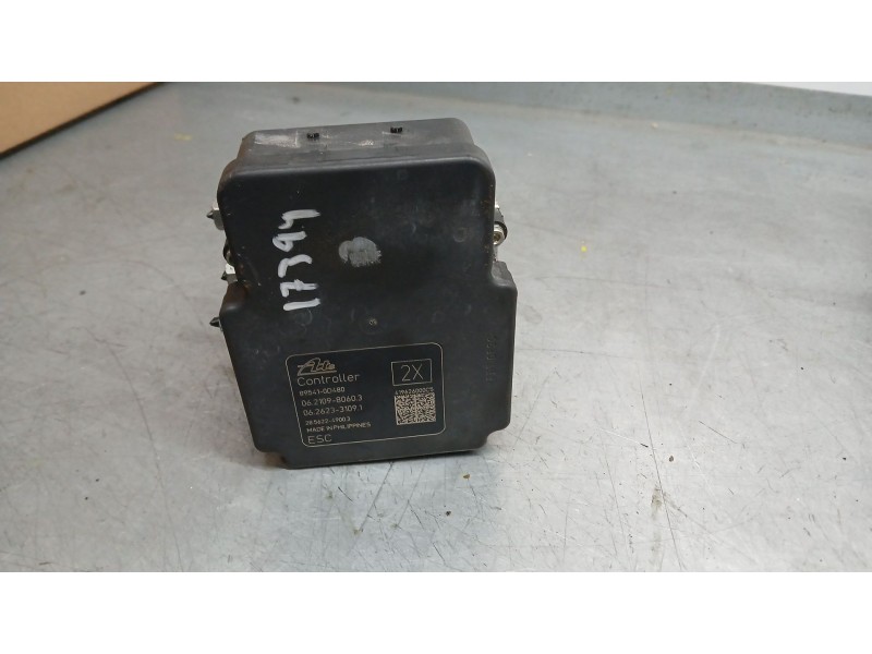 Recambio de abs para toyota yaris (_p13_) 1.0 (ksp130) referencia OEM IAM 440500D280 ATE 06210246564
