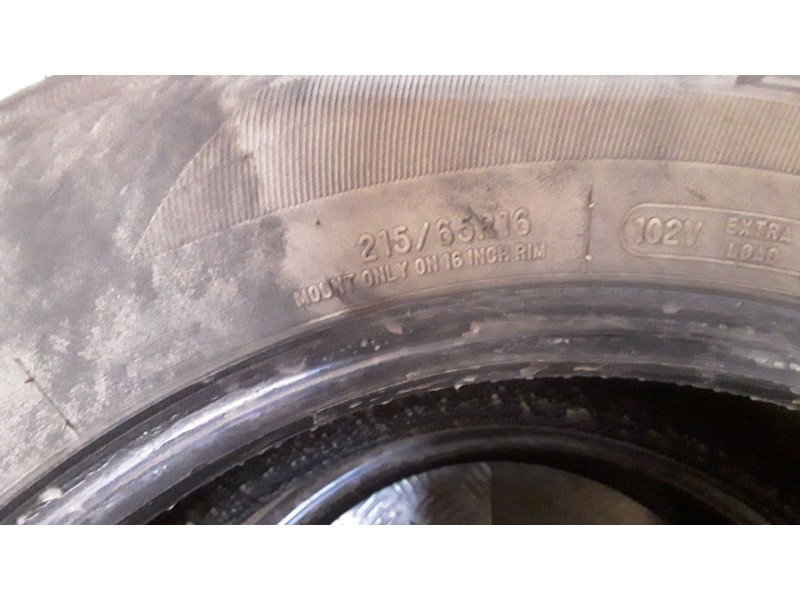 Recambio de neumatico pareja para neumaticos reutilizados - referencia OEM IAM 2156516102V CHENGSHAN 215/65/16/102V