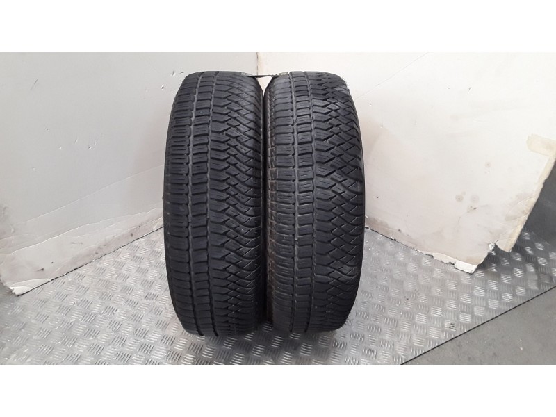Recambio de neumatico pareja para neumaticos reutilizados - referencia OEM IAM 2157016100H BFGOODRICH 215/70/16/100H