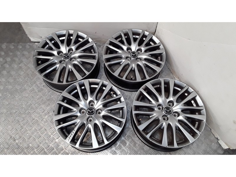 Recambio de juego llantas aluminio para mazda 2 hatchback (dl, dj) 1.5 skyactiv-g referencia OEM IAM 5.5X16 4 TORN ET40 ROZADAS 