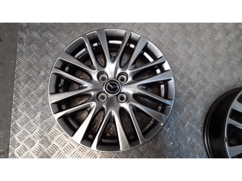 Recambio de juego llantas aluminio para mazda 2 hatchback (dl, dj) 1.5 skyactiv-g referencia OEM IAM 5.5X16 4 TORN ET40 ROZADAS 
