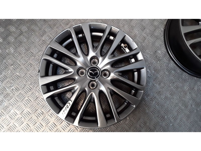 Recambio de juego llantas aluminio para mazda 2 hatchback (dl, dj) 1.5 skyactiv-g referencia OEM IAM 5.5X16 4 TORN ET40 ROZADAS 