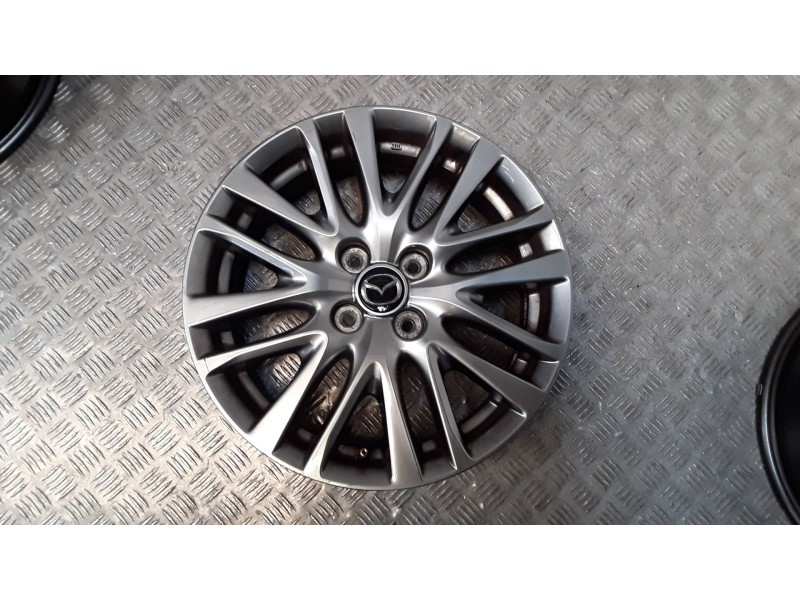 Recambio de juego llantas aluminio para mazda 2 hatchback (dl, dj) 1.5 skyactiv-g referencia OEM IAM 5.5X16 4 TORN ET40 ROZADAS 
