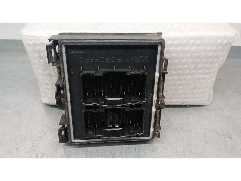 Recambio de caja reles / fusibles para ford fiesta vii (hj, hf) 1.5 tdci referencia OEM IAM H1BT14D068DF  9830080455