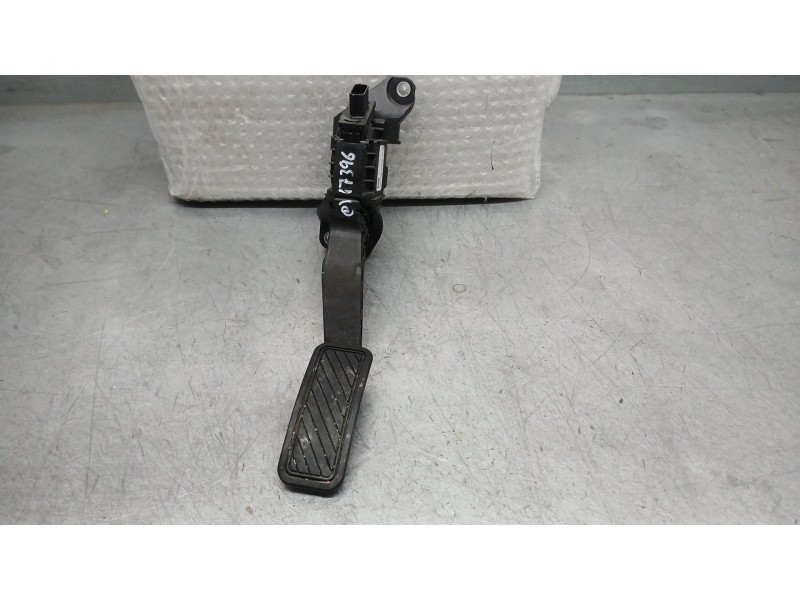 Recambio de potenciometro pedal para ford fiesta vii (hj, hf) 1.5 tdci referencia OEM IAM H1BC9F836AC  