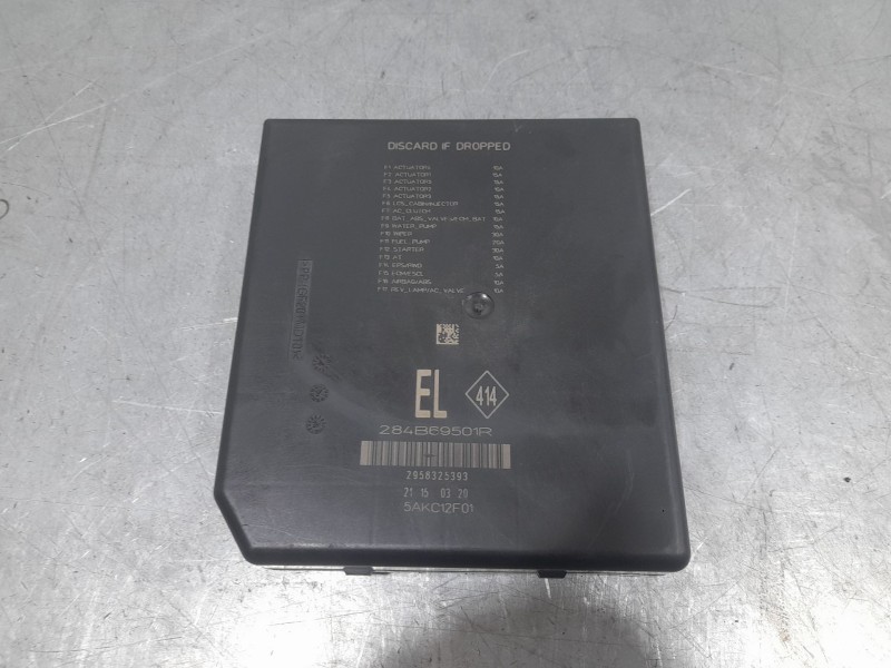 Recambio de caja reles / fusibles para renault kadjar (ha_, hl_) 1.5 blue dci 115 referencia OEM IAM 284B69501R  