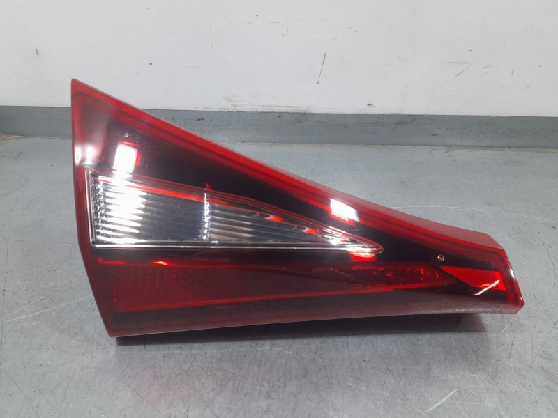 Recambio de piloto trasero izquierdo interior para hyundai i20 iii (bc3, bi3) 1.0 t-gdi referencia OEM IAM 92403Q0000  