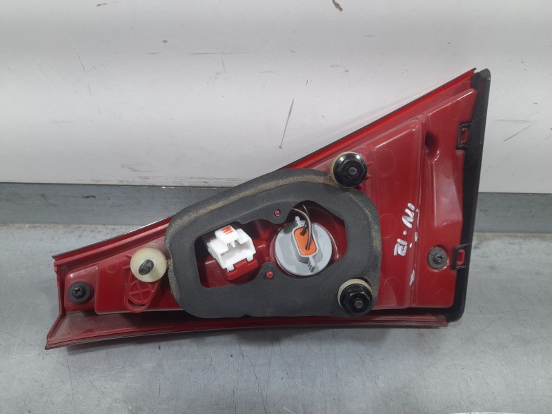 Recambio de piloto trasero izquierdo interior para hyundai i20 iii (bc3, bi3) 1.0 t-gdi referencia OEM IAM 92403Q0000  