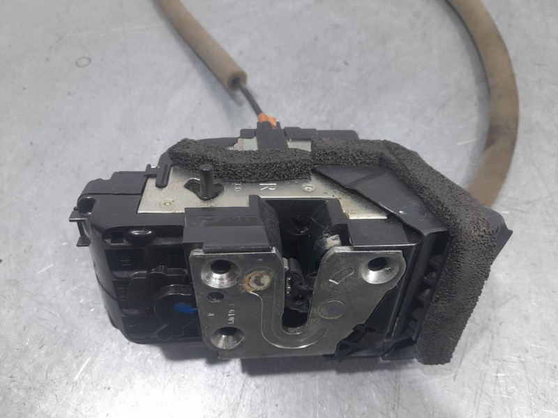 Recambio de cerradura puerta trasera derecha para renault kadjar (ha_, hl_) 1.5 blue dci 115 referencia OEM IAM 825014EA2B  